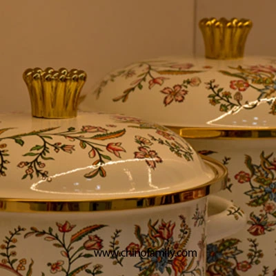 ظرف پیرکس کوچک گلدار