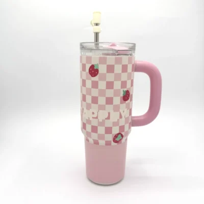 ماگ-دسته-دار-توت-فرنگی-صورتی